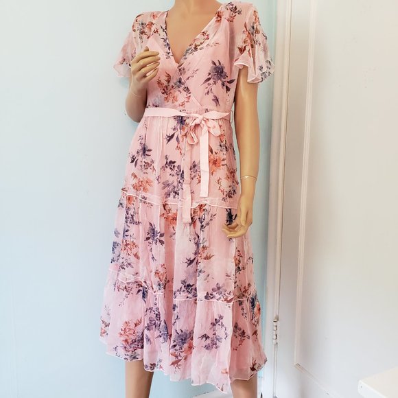 Sundance Dresses & Skirts - NWT Sundance FLORALMLTI Beautiful Floral Dress.